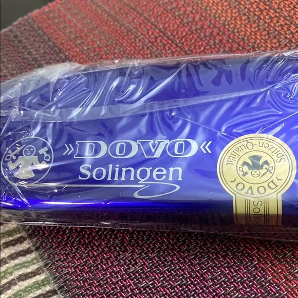 DOVO Solingen Blue Straight Razor Grooming